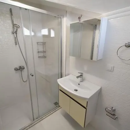 Leyal-luxury Holiday Villa, 4 Bedroom With Private Pool Вилла *