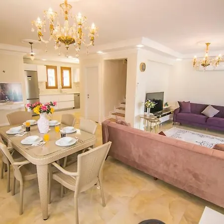Leyal-luxury Holiday Villa, 4 Bedroom With Private Pool Ортаджа